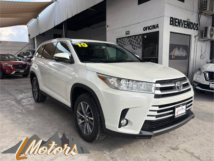 TOYOTA HIGHLANDER XLE 2019