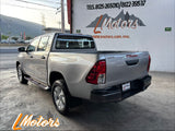 TOYOTA HILUX SR 2018 Plata